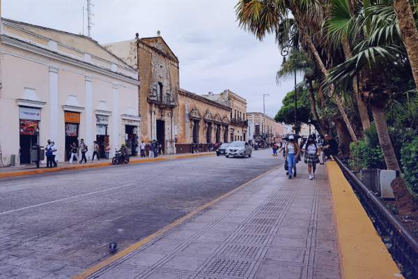 ¿Qué plataformas de transporte se encuentran disponibles en Mérida?